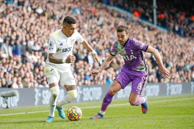 库里27分哈特三双 勇士负尼克斯跌回西部第十