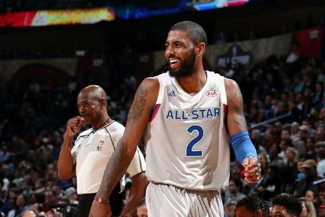 第61期两张球星卡就能买座岛？