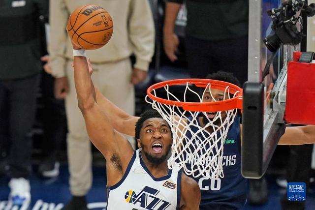 CBA常规赛：辽宁主场收官战不敌浙江